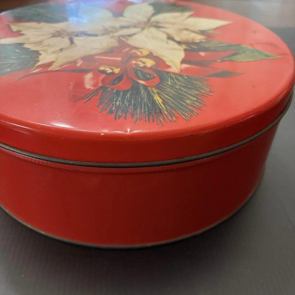 Vintage Christmas Poinsettias Round Metal Tin Red White Flowers Pine Bells